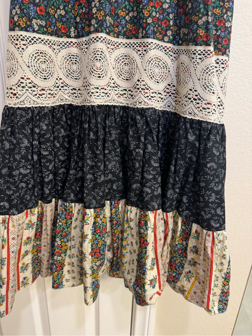 Gunne sax size 7 black colorful mixed calico floral prairie maxi Vintage skirt - Picture 3 of 8